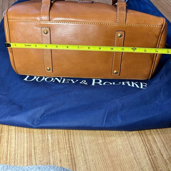 Dooney & Bourke Italian Florentine Leather Large Satchel Bag Natural - Picture 6 of 16
